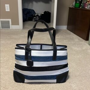 NWOT-Nine West Women's Striped Medium Handbag Tote Purse With Pockets